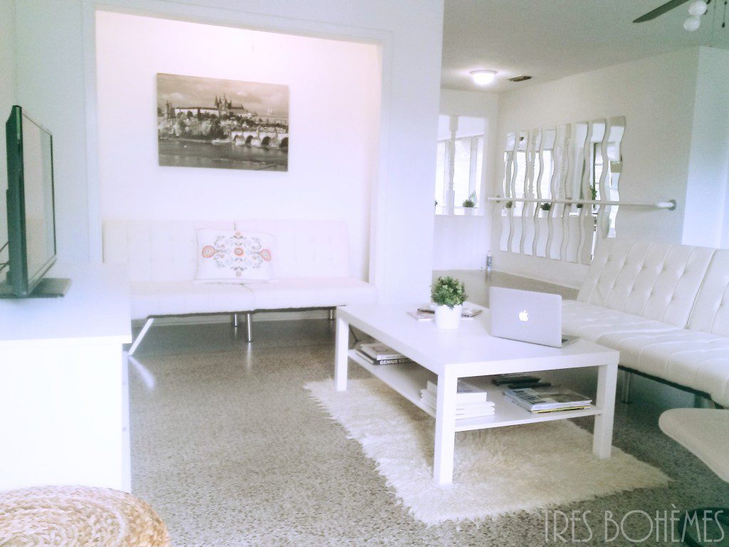 Boho-Decor-Tres-Bohemes-Living-Room-White-on-White