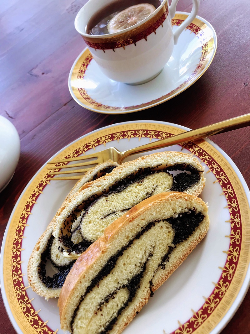 Croatian Walnut Roll from Jillian Greer Tres Bohemes