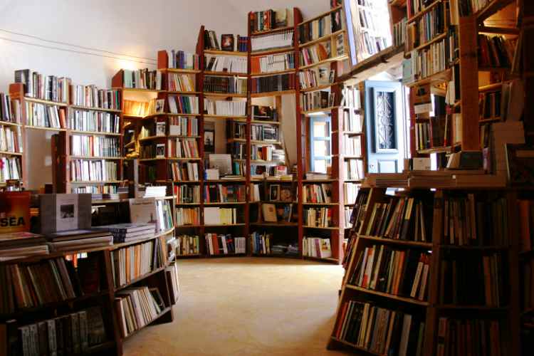 Best-Bookstore-in-the-World-Greece