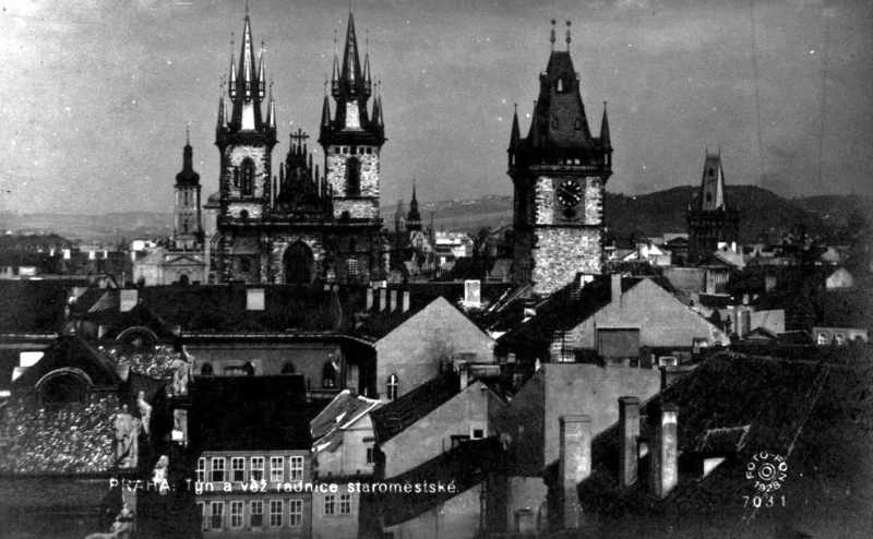 Czech-Prague-radnice-staromestske-Bohemia-postcard