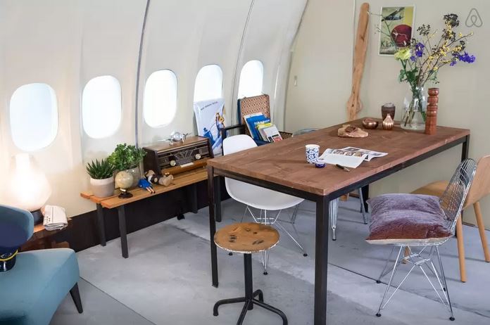 Airplane-Loft-on-Airbnb-Dining