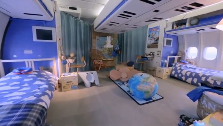 Airplane-Loft-on-Airbnb-Kids-Room