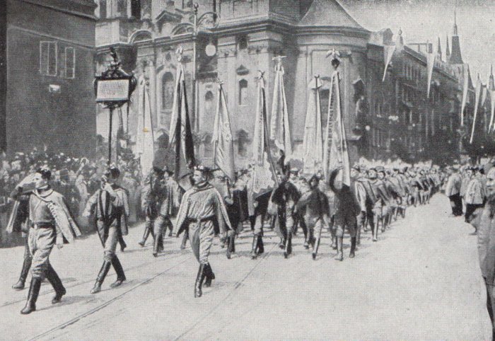 Sokols-marching-through-Prague-1913