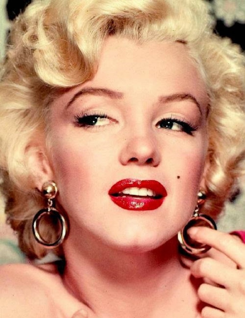 Icon_Marilyn_Monroe_Red