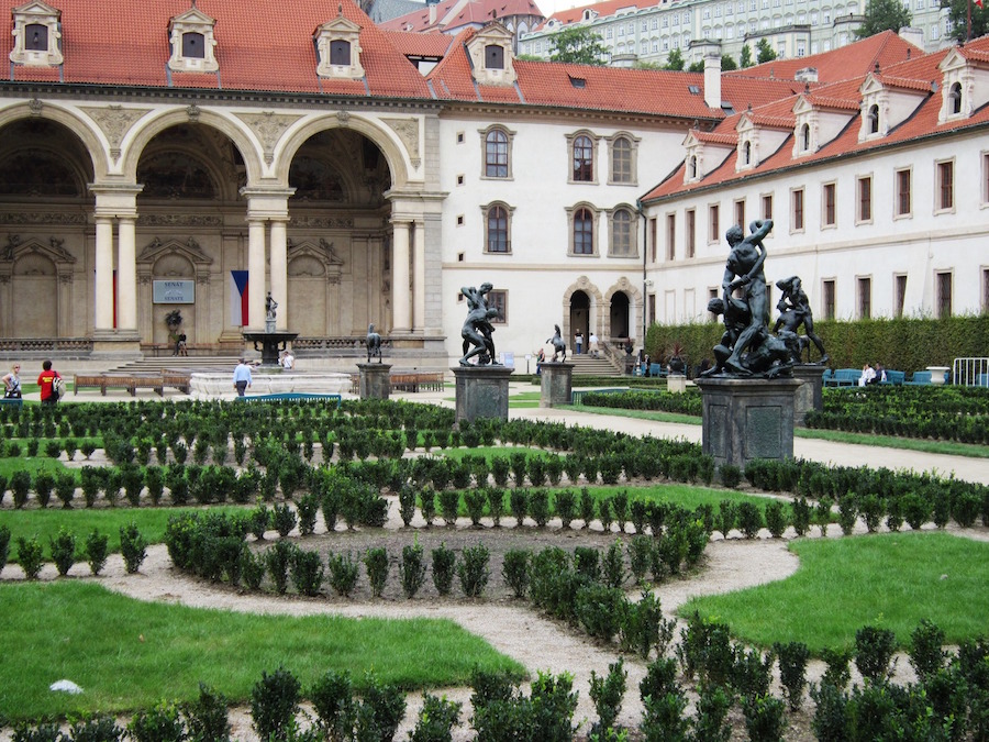 Czech-Castle-Garden-Tres-Bohemes