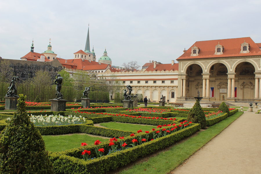 Prague-Palace-Garden-Tres-Bohemes