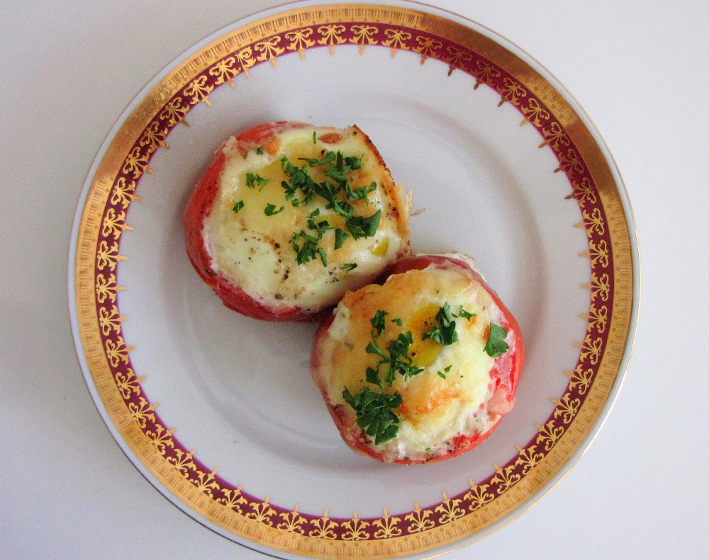 tomatoes-filled-with-cheese-and-egg-5