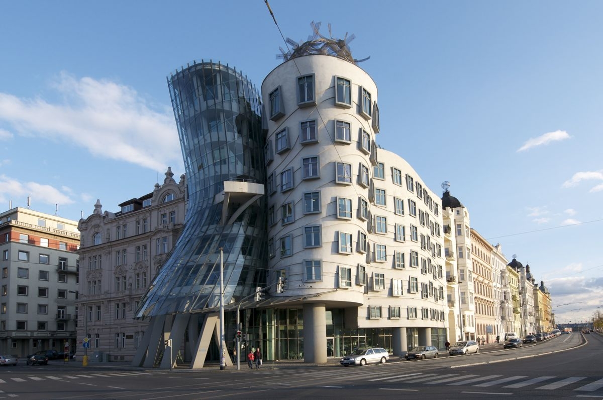Dancing-Building-Prague-Tres-Bohemes