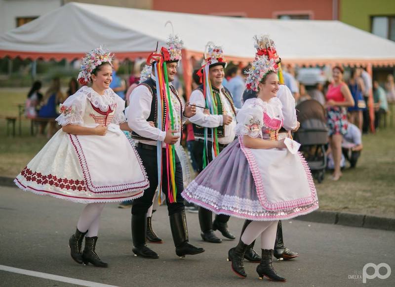 34-the-hody-folk-festival-of-velke-bilovice-tres-bohemes