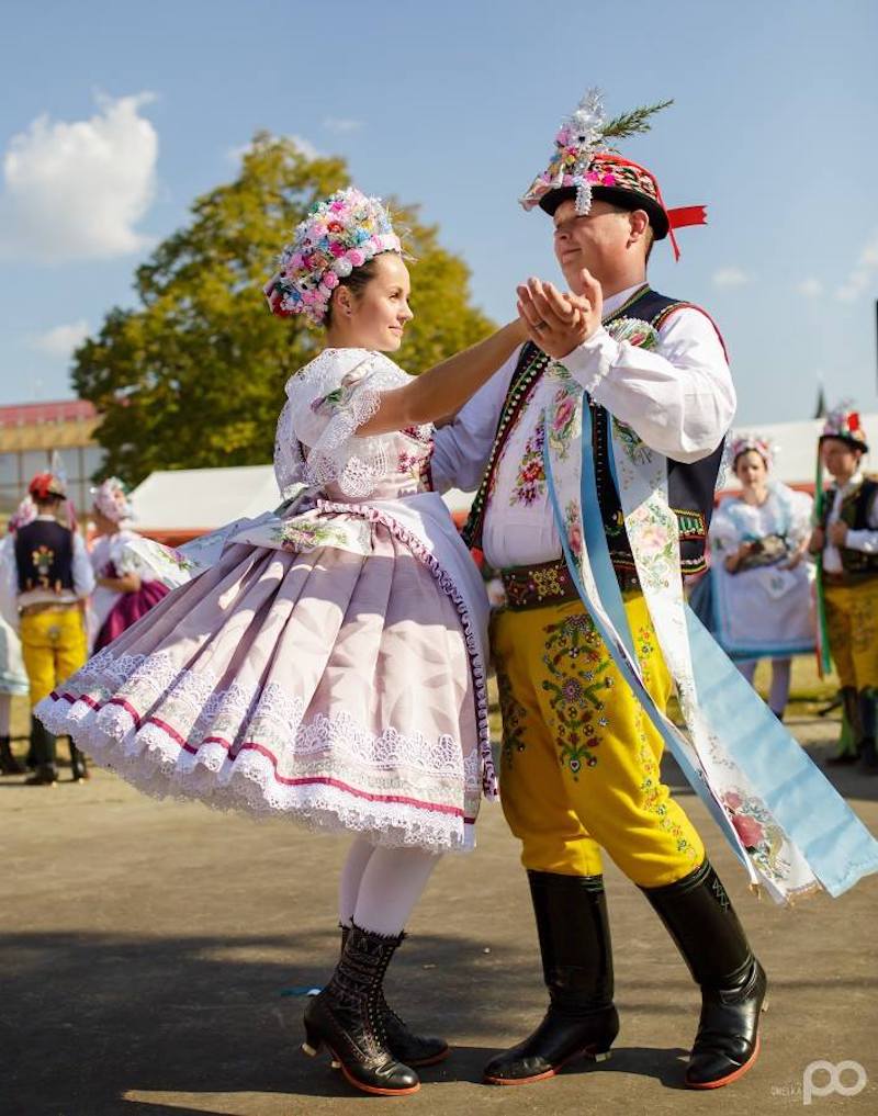7-the-hody-folk-festival-of-velke-bilovice-tres-bohemes