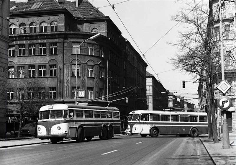 The-Forgotten-Trolleybuses-of-Prague-Tres-Bohemes-4