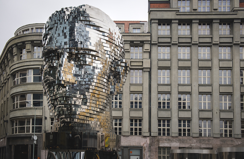 The-Rotating-Sculpture-of-Franz-Kafka's-Head-in-a-Prague-Shopping-Center-Tres-Bohemes-1