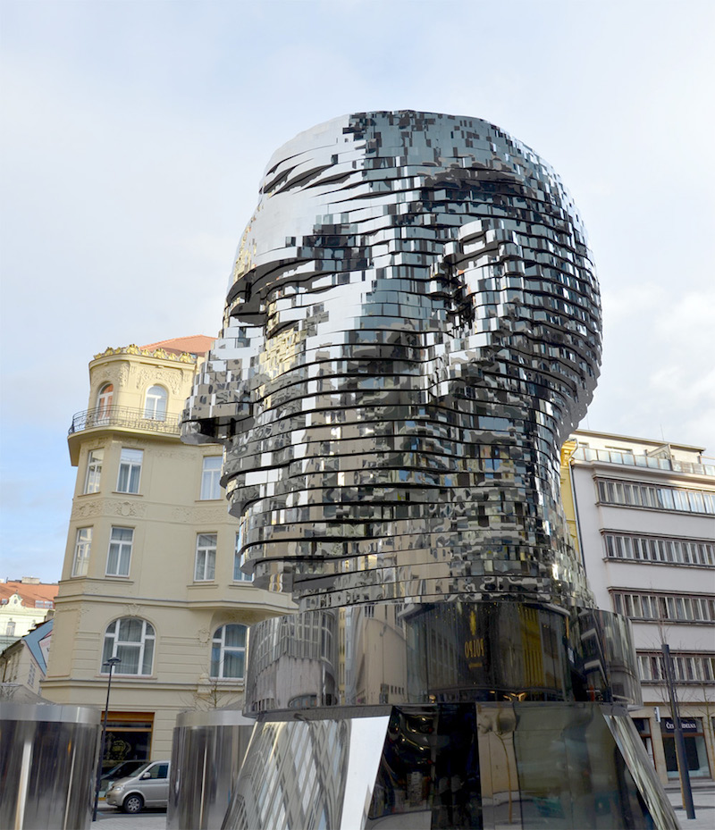 The-Rotating-Sculpture-of-Franz-Kafka's-Head-in-a-Prague-Shopping-Center-Tres-Bohemes-4