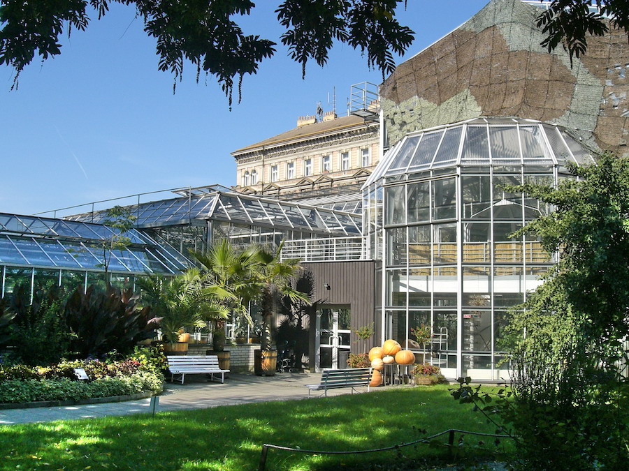 Charles-University-Botanical-Garden-Tres-Bohemes-2
