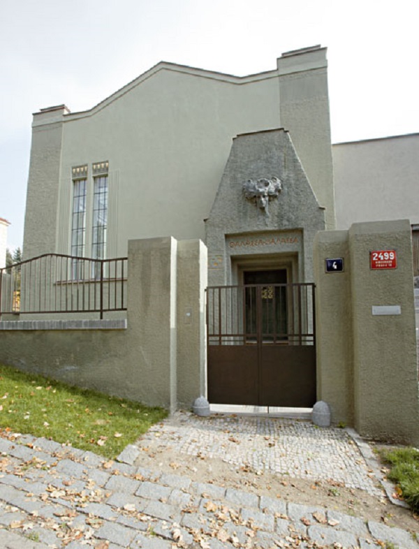 Šaloun's Villa or Šalounova Vila