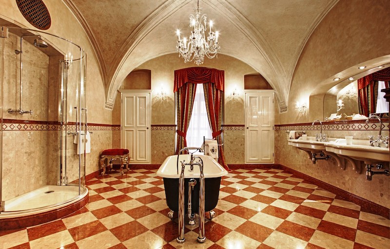 The-Baroque-Luxury-Hotel-Known-As-The-Alchymist-Grand-Hotel-&-Spa-Tres-Bohemes-9