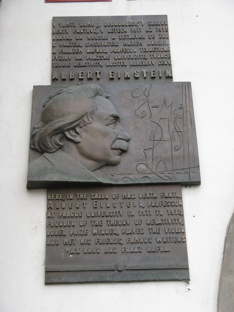 Einstein's-Year-In-Prague-Tres-Bohemes-2