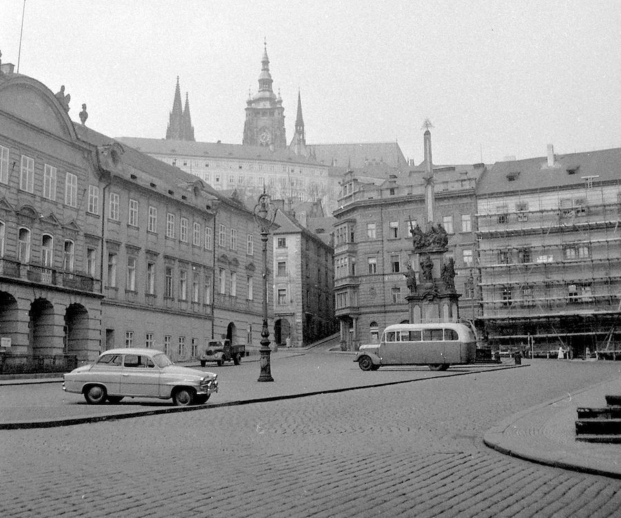 Prague-in-Monochrome-Tres-Bohemes-8