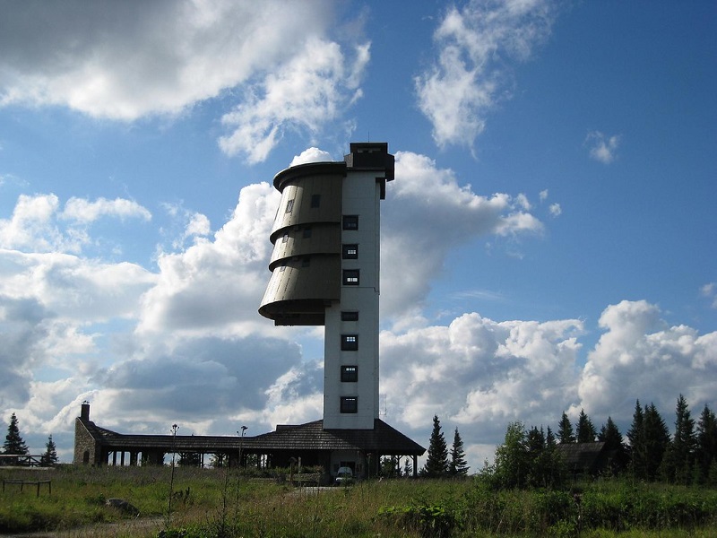 Poledník Lookout Tower