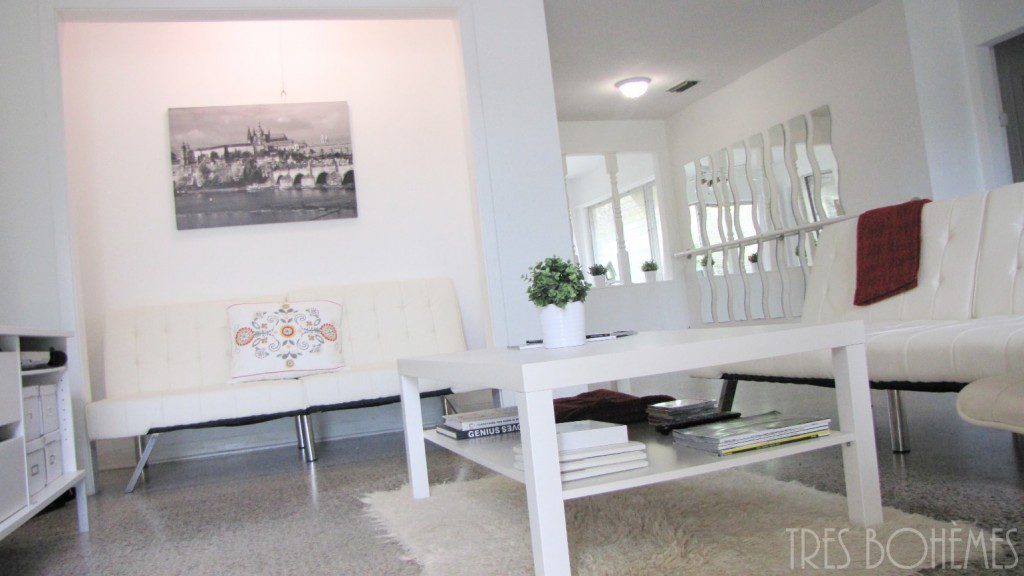 Boho-Decor-Tres-Bohemes-Living-Room-Chic-Angle