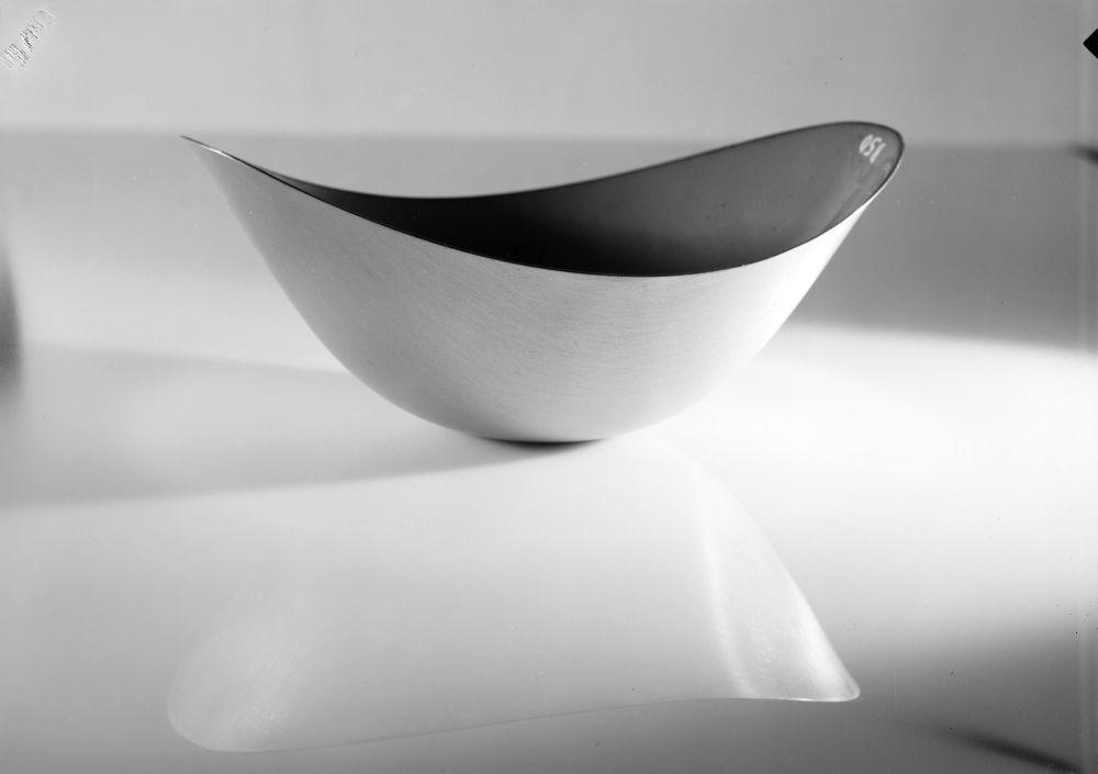 1954-American-Form-Design-Exhibit-Dishes