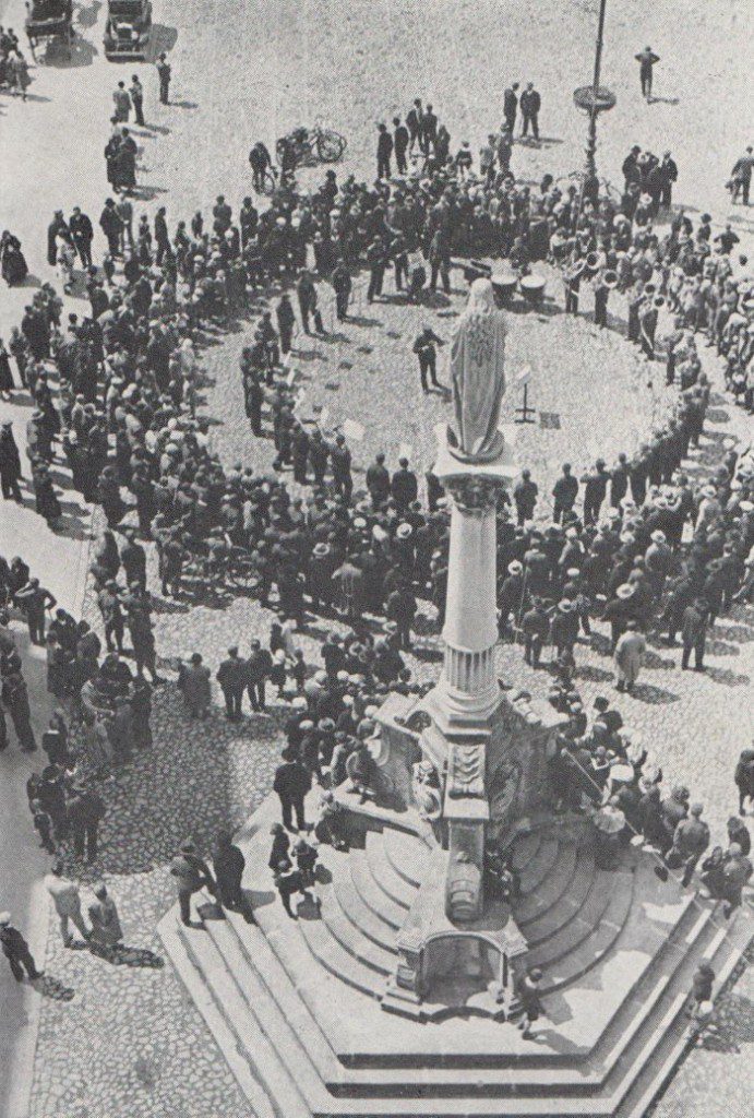 Czechoslovakian-concert-in-the-square