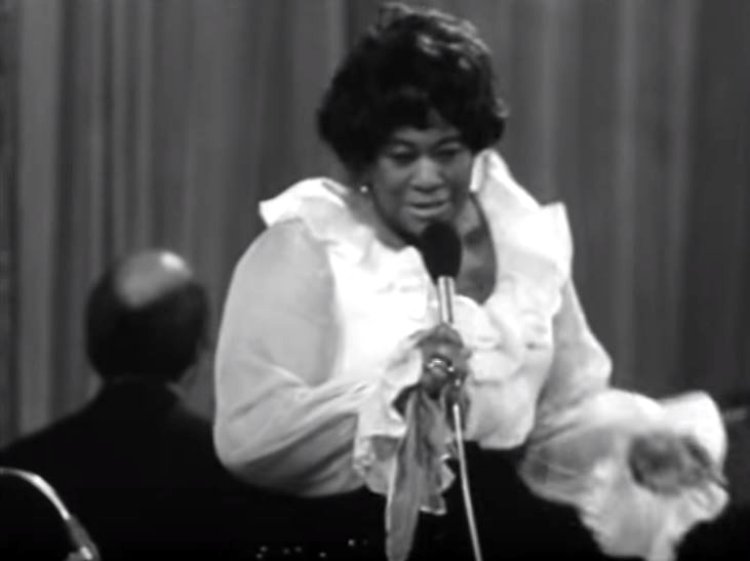 Ella-Fitzgerald-in-Prague-1969-5