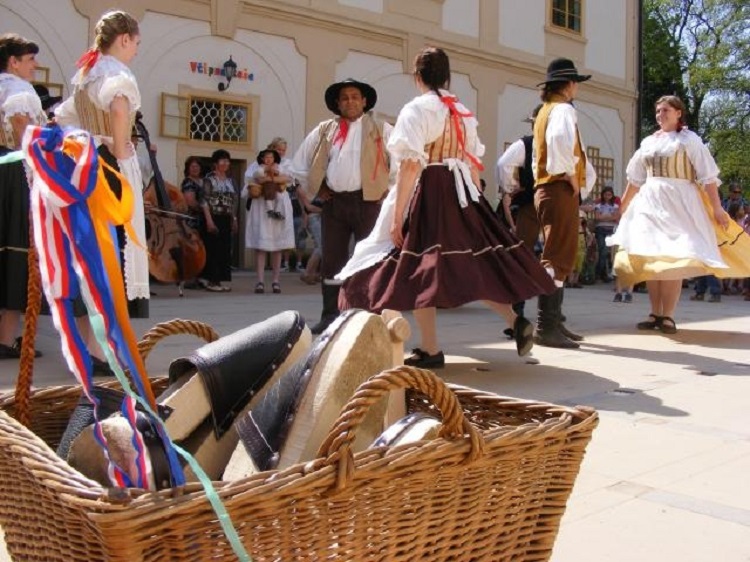 Czech_Easter_Celebration (3)