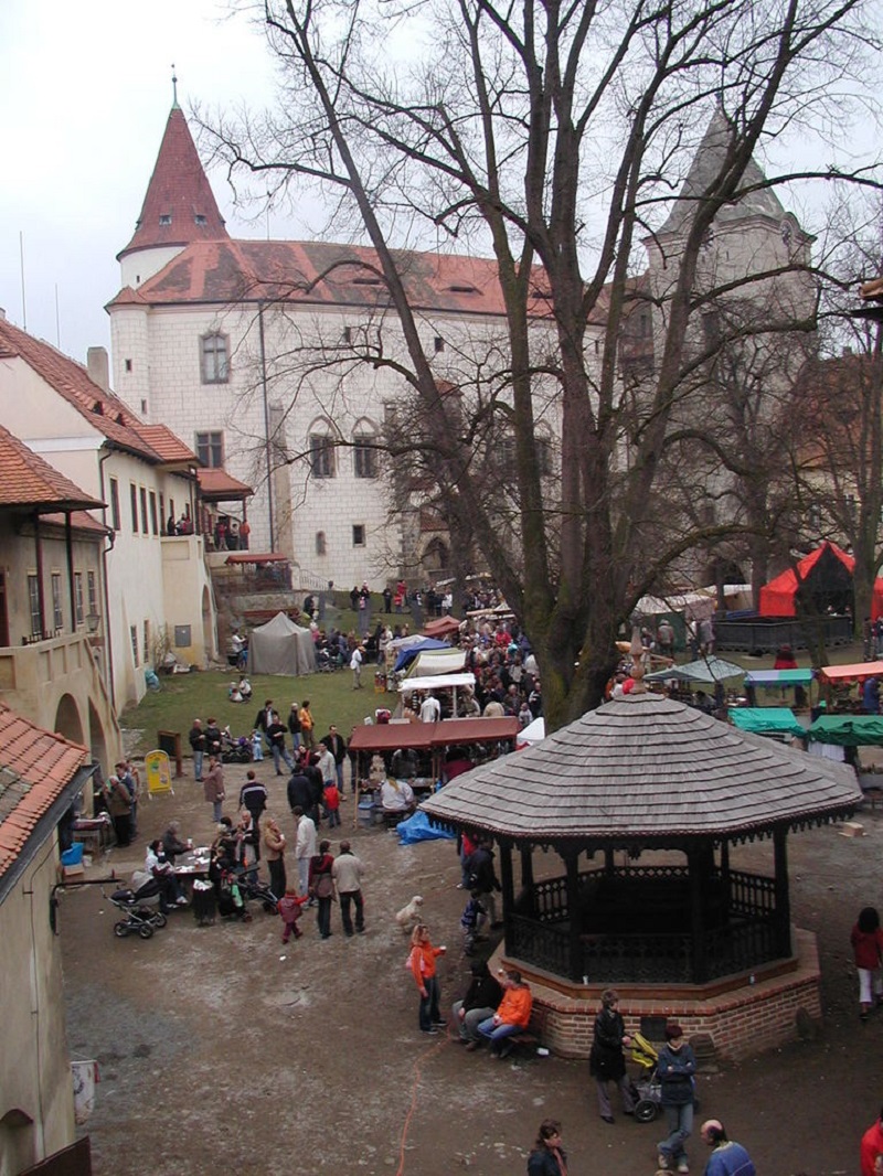 Easter at the Castle - Czech Medieval Easter Traditions