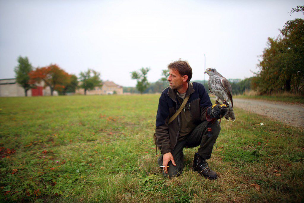 Falconry_Czech_Men_08