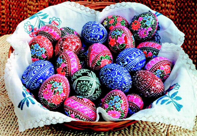 Czech Easter Egg Designs - Boho Chic Eggs