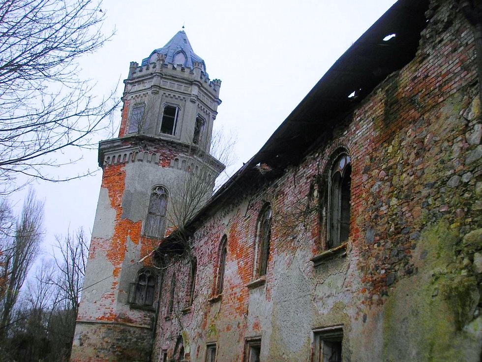 save-a-czech-castle