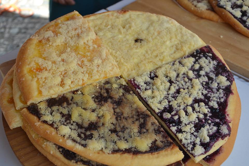 Farmers-Market-Prague-Baked-Goods-3