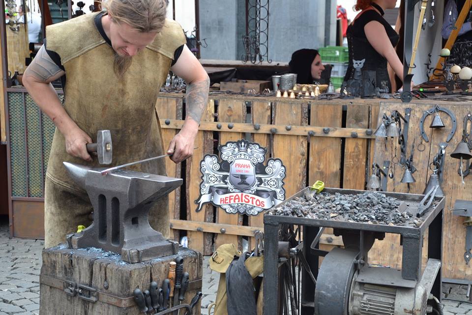 Farmers-Market-Prague-Crafts-12