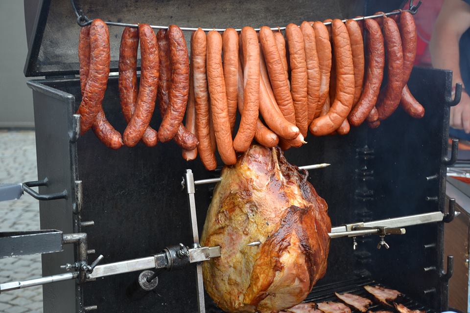 Farmers-Market-Prague-Meat-1