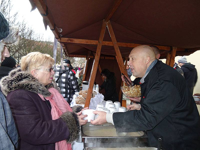 Fish-Soup-at-Christmas-in-Prague-6