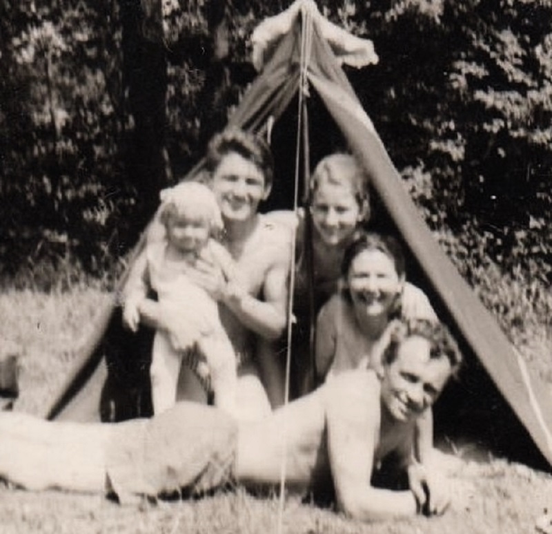 Rabstejn-nad-Strelou-Hilmar-and-Hodza-Families-1966