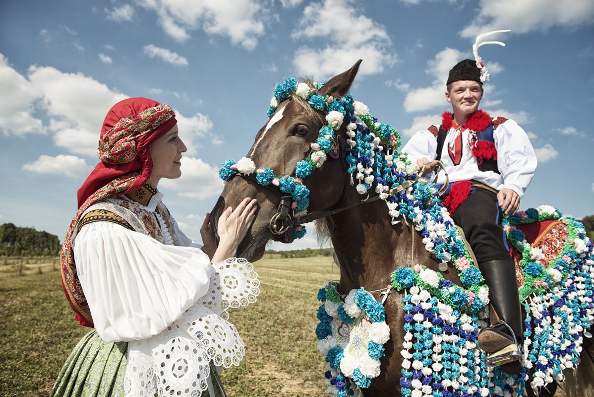 traditional-kroj-folk-clothing