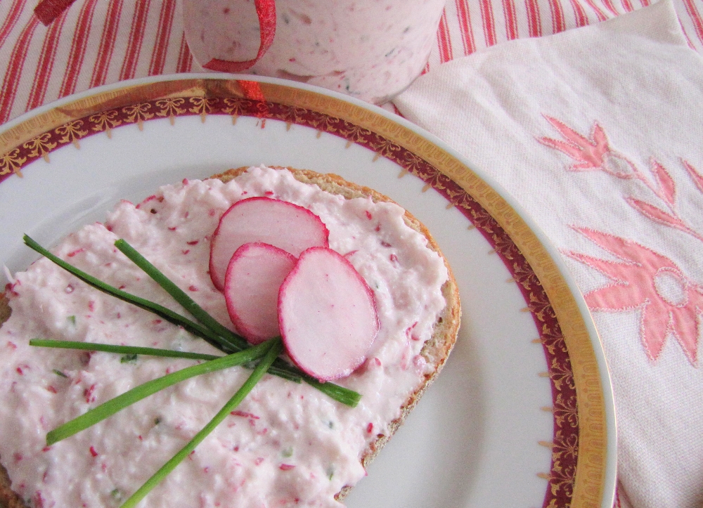 radish-and-cheese-spread-tres-bohemes-2