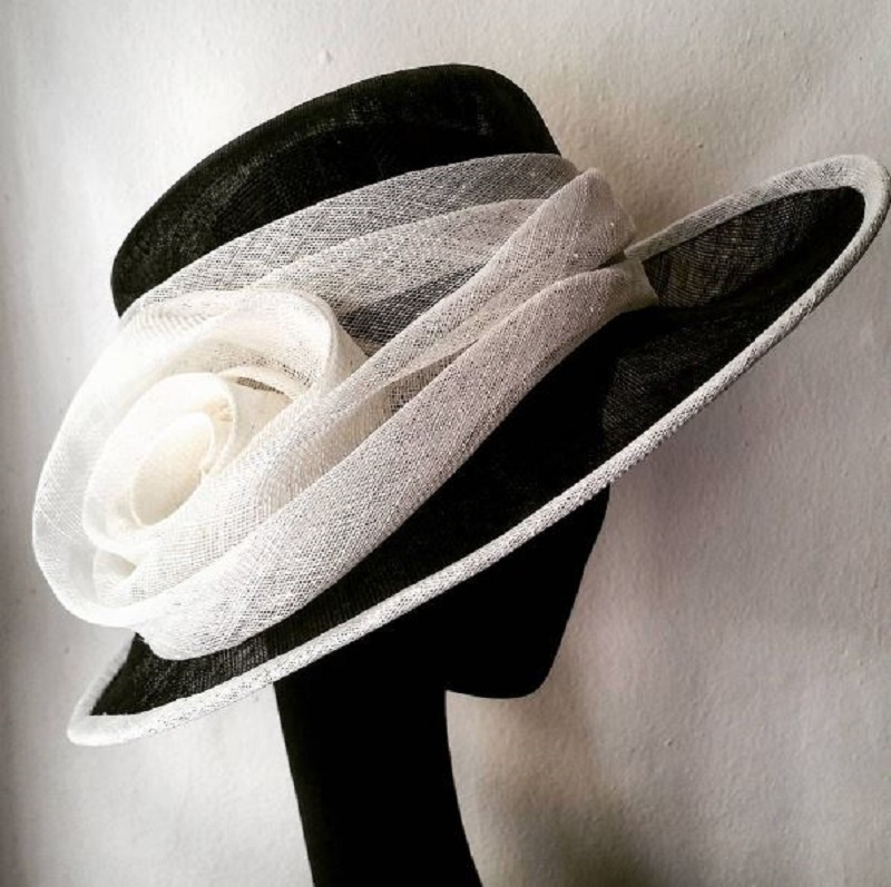 jolana_kotabova_millinery_design_via_tresbohemes_8