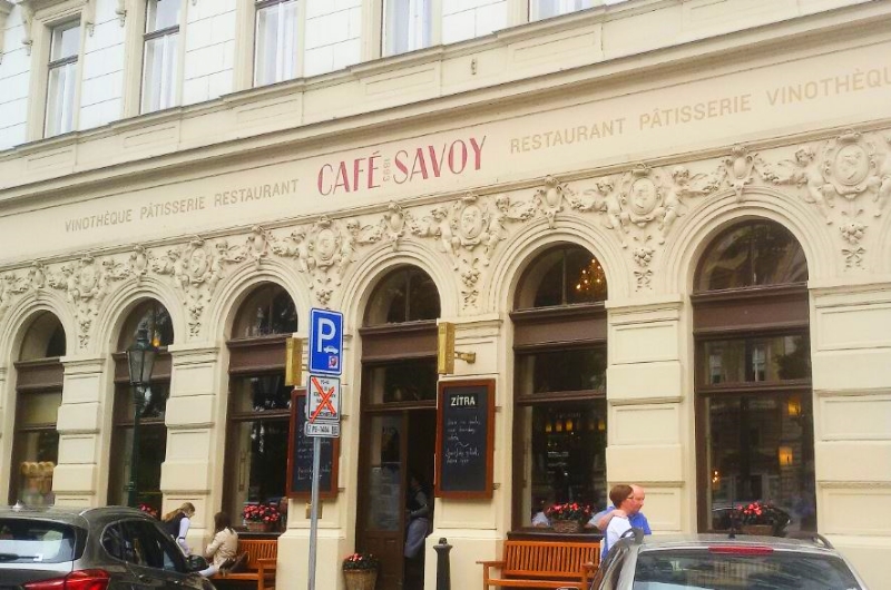 cafe-savoy-12