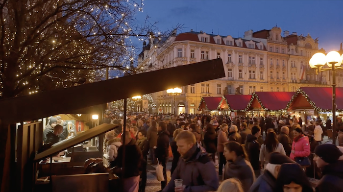 christmas-market-old-town-square-tres-bohemes