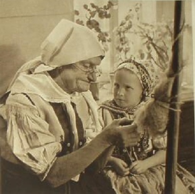 czech-folk-costumes-culture-javornik-3