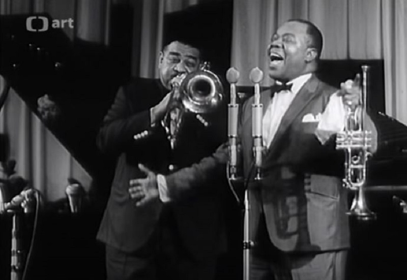 louis-armstrong-in-prague-semafor-lucerna-show-14