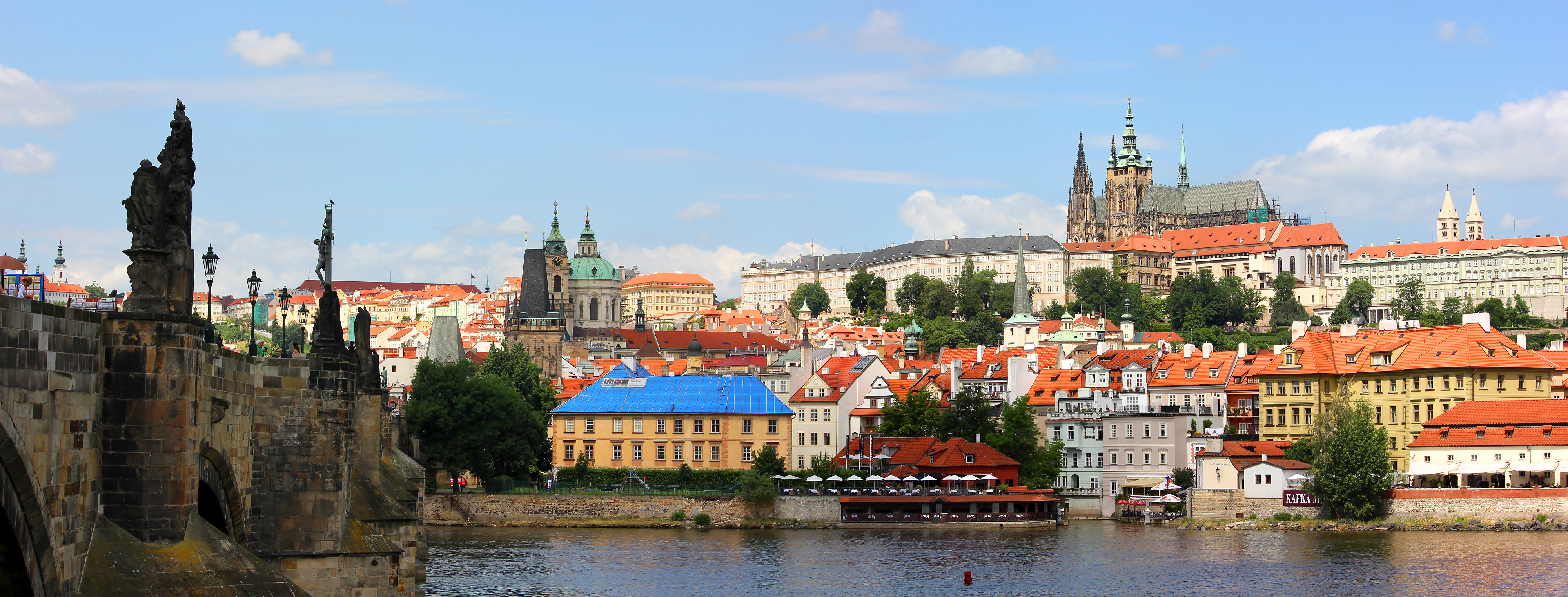 prague-charlesbridge1