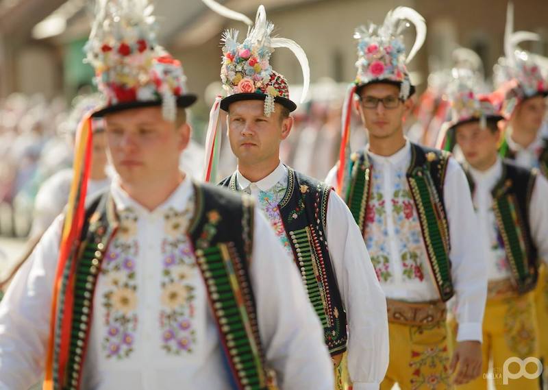 109-the-hody-folk-festival-of-velke-bilovice-tres-bohemes