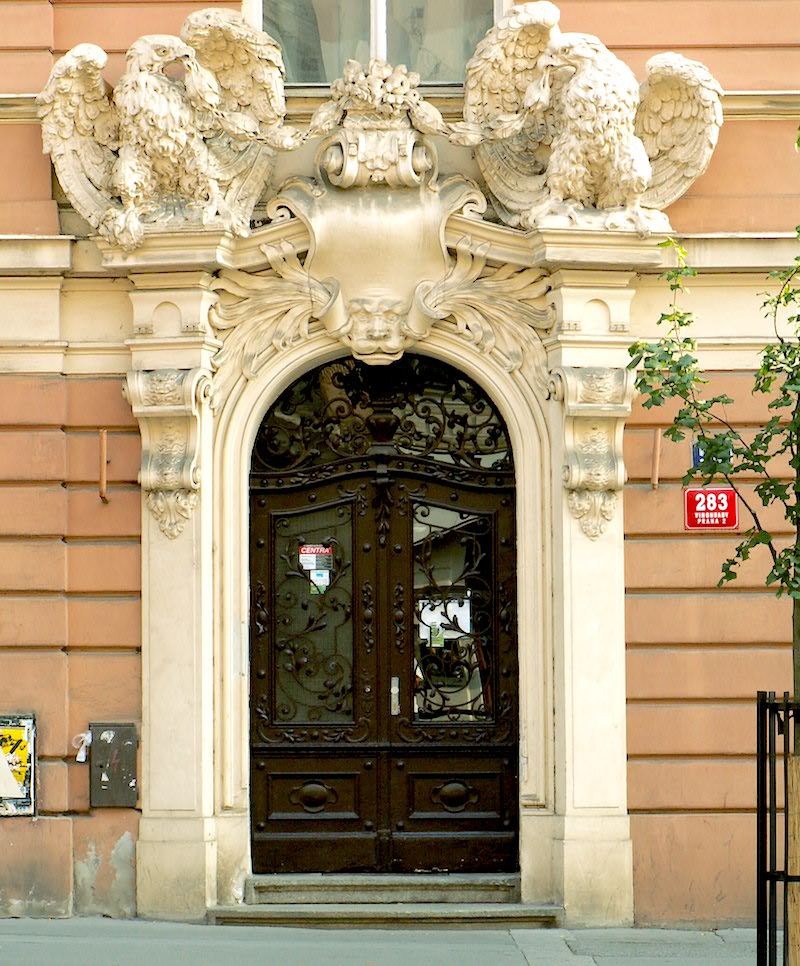 The-Doors-Of-Prague-Tres-Bohemes-33