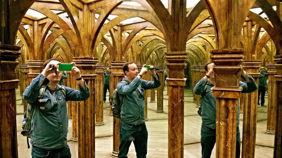 Mirror-Maze-Prague-Tres-Bohemes-4