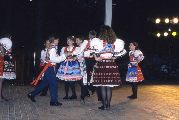 Czechs-in-Florida-Masaryktown-Florida-Folk-Festival-Czechoslovaks