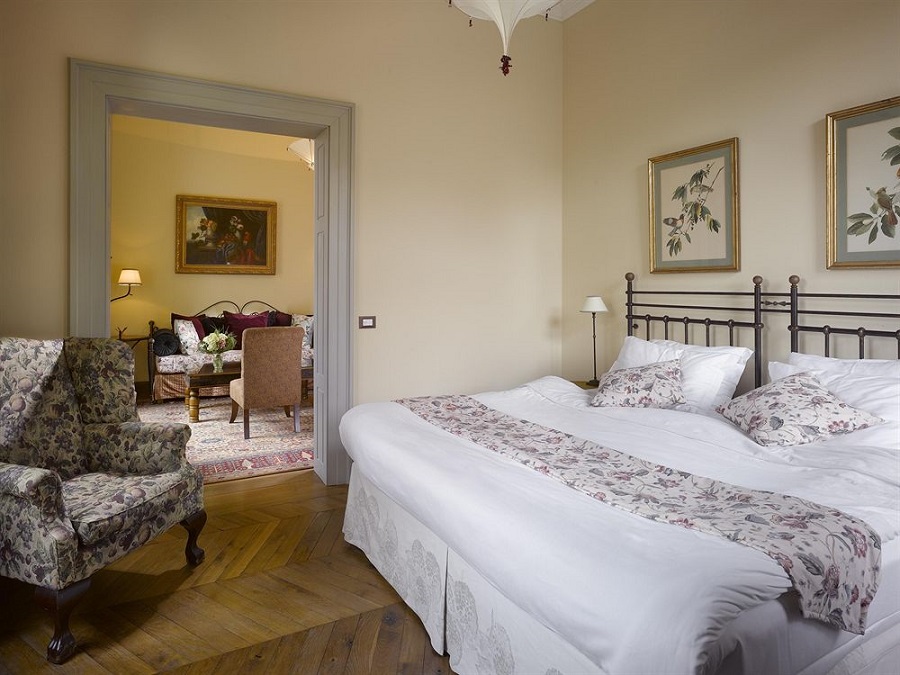 The Lovely Chateau Mcely Hotel, Spa & Much More